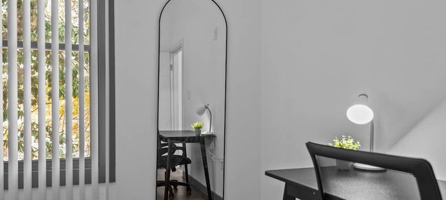 Charming 1-bedroom condo in idyllic Washington~Walk to Waterfront! in Washington