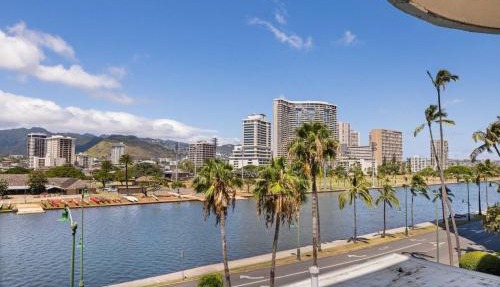 401 FREE Parking 10 min beach 2b-Waikiki Ala Moana in Honolulu